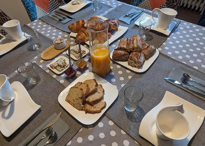 Anne Et Stan - Chambres Avec Petit Dejeuner - Proche Centre Ville Et Circuit Le Mans